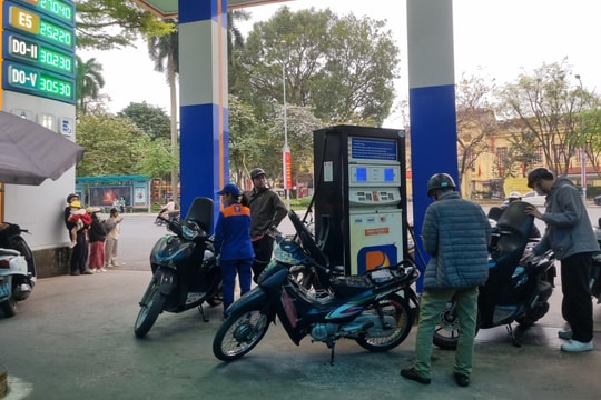 Giảm thuế nhập khẩu ưu đãi xăng dầu về 0% để ứng phó rủi ro nguồn cung