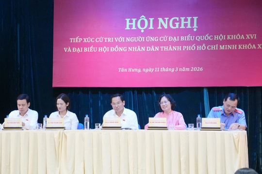 Tổng Thư ký Quốc hội, Chủ nhiệm Văn phòng Quốc hội Lê Quang Mạnh tiếp xúc cử tri phường Tân Hưng
