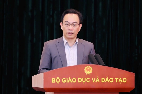 Quyền Bộ trưởng Hoàng Minh Sơn: Đại học “không thể chỉ đếm bài báo khoa học, phải tạo ra giá trị cho nền kinh tế”