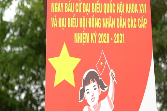 Quảng Trị: Hạnh phúc khi được cầm lá phiếu của công dân Việt Nam