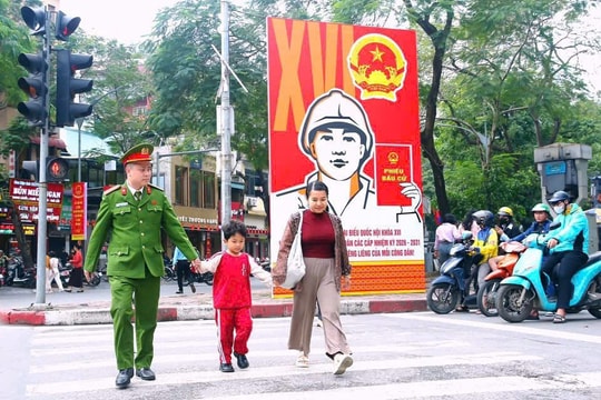 Công an Hà Nội kiểm tra công tác bảo đảm an ninh trật tự phục vụ bầu cử tại cơ sở