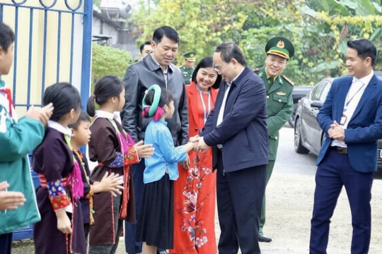 Quảng Ninh: Lắng nghe ý dân, vững nền đồng thuận trước thềm ngày hội toàn dân