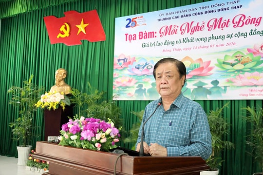 Phó Chủ tịch Quốc hội Lê Minh Hoan: Hãy dạy cho các em biết tự hào về nghề nghiệp của mình