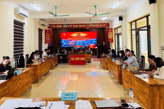 Phú Thọ: Cử tri xã Liên Sơn hoàn thành nghĩa vụ bầu cử