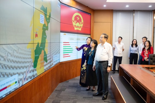 Cập nhật tỷ lệ bầu cử: Đến 14h, Lào Cai tiếp tục dẫn đầu cả nước với 98,12% cử tri tham gia bầu cử
