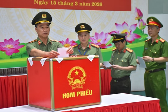 Hơn 1.700 cử tri Công an tỉnh Thanh Hóa tham gia bầu cử