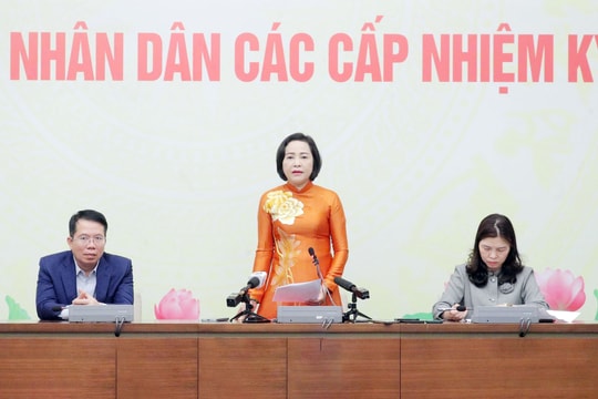 Phó Chủ tịch Quốc hội Nguyễn Thị Thanh: Đến 16h ngày 15/3: đã có 5/34 tỉnh có tỷ lệ cử tri đi bầu đạt sát mức 100%