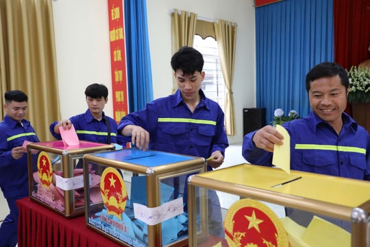 Quảng Ninh: Đến 15h00, tỷ lệ cử tri đi bỏ phiếu đạt 98,53%