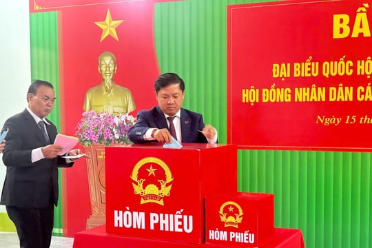 Đồng bào các dân tộc Đắk Lắk rộn ràng cùng ngày hội non sông