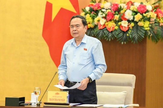 Chủ tịch Quốc hội Trần Thanh Mẫn: Phối hợp chặt chẽ, tìm mọi giải pháp để kinh tế - xã hội phát triển
