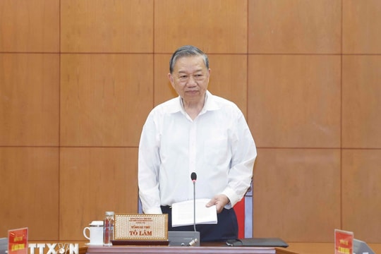 Tổng Bí thư Tô Lâm: Cần có chiến lược cụ thể nhằm tái cơ cấu nền kinh tế