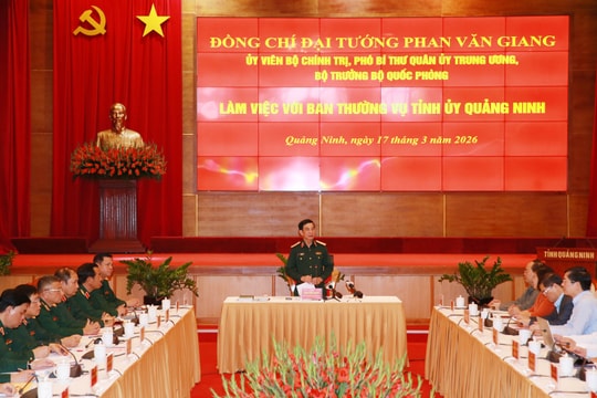 Bộ trưởng Bộ Quốc phòng, Đại tướng Phan Văn Giang làm việc với Ban Thường vụ Tỉnh ủy Quảng Ninh
