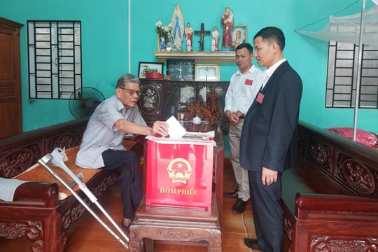 Phía sau những lá phiếu trọn niềm tin của cử tri thành phố Cảng