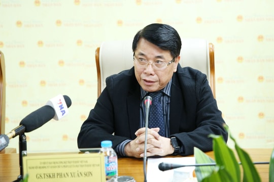 Nâng cao chất lượng nghị trường từ trí tuệ và bản lĩnh đại biểu