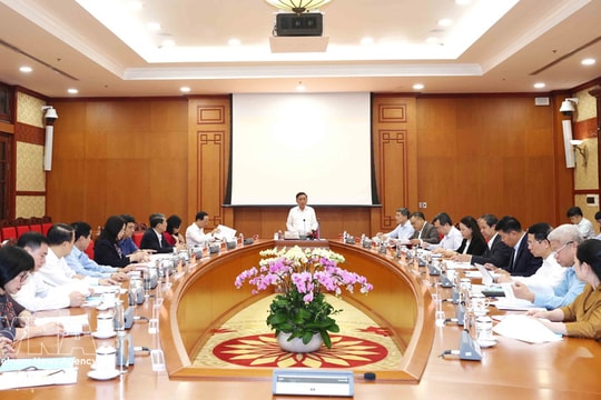 Party official calls for swift implementation of cultural development resolution