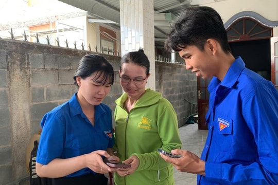 Tây Ninh: Đẩy mạnh phong trào “Bình dân học vụ số”