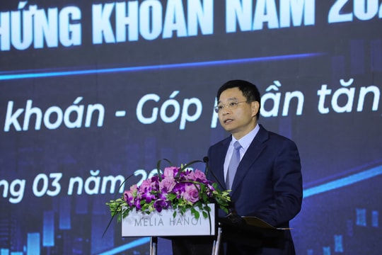 Phát triển thị trường chứng khoán – góp phần tăng trưởng kinh tế
