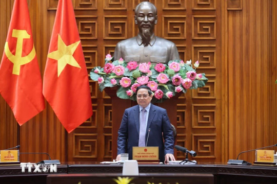 Thủ tướng Phạm Minh Chính: Đáp ứng đủ nhu cầu năng lượng, xăng dầu cho sản xuất, kinh doanh và tiêu dùng