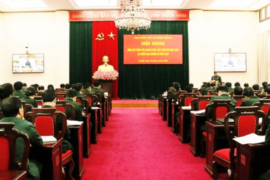 Đột phá trong xây dựng, hoàn thiện thể chế, chính sách quân sự, quốc phòng