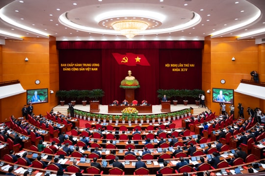 THÔNG CÁO BÁO CHÍ về ngày làm việc thứ nhất Hội nghị Trung ương 2 khoá XIV