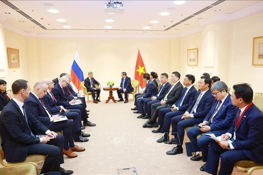 Thủ tướng Phạm Minh Chính làm việc với các doanh nghiệp hàng đầu của Nga trong lĩnh vực hạ tầng