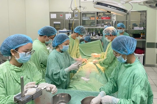 Bệnh viện Trung ương Huế: Ghép tủy, điều trị Thalassemia thành công cho bệnh nhi 7 tuổi