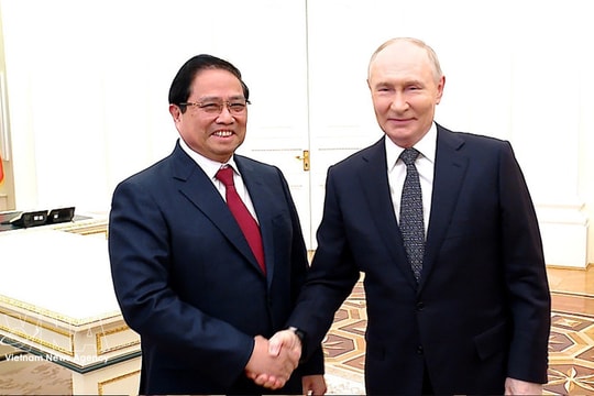 Vietnamese Prime Minister meets Russian President in Moscow