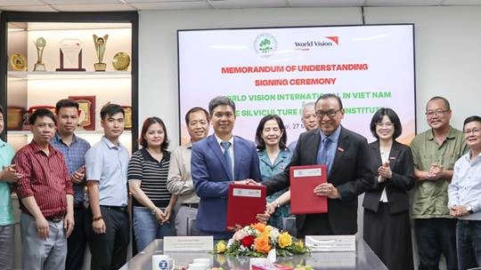 Viện Nghiên cứu Lâm sinh và World Vision International tại Việt Nam ký hợp tác chiến lược thúc đẩy mô hình cộng đồng xanh