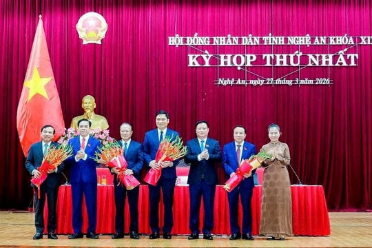 Ông Hoàng Nghĩa Hiếu, Võ Trọng Hải tái đắc cử các chức danh chủ chốt tỉnh Nghệ An