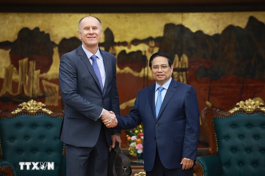 Thủ tướng Phạm Minh Chính tiếp Đoàn cán bộ Quỹ tiền tệ Quốc tế