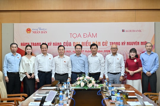 Tọa đàm “Hành trang và kỹ năng của đại biểu dân cử trong kỷ nguyên mới”