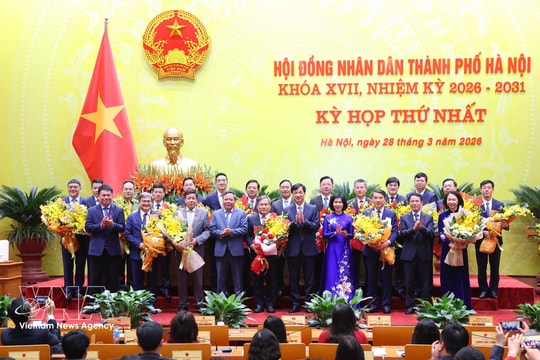 Vu Dai Thang re-elected as Chairman of Hanoi People’s Committee