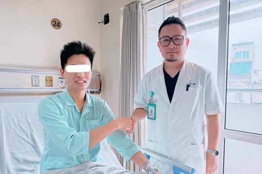 Ghép thận tự thân, phối hợp liên khoa cứu sống nam thanh niên đứt rời cuống thận