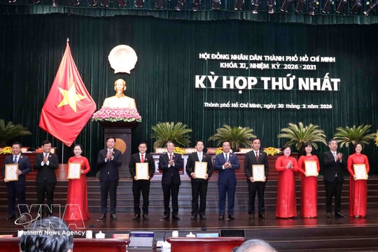 First session of Ho Chi Minh City's new-term People’s Council opens