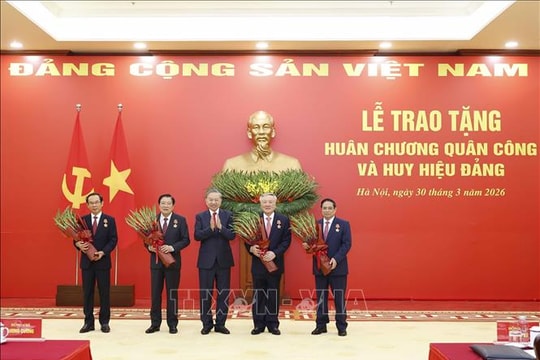 Lễ trao tặng các danh hiệu, huy hiệu cao quý của Đảng, Nhà nước