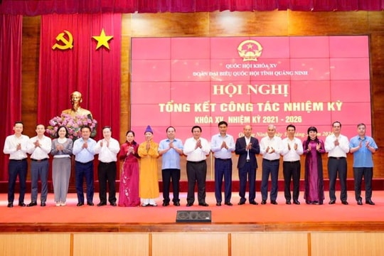 Phó Chủ tịch Quốc hội Vũ Hồng Thanh dự Hội nghị tổng kết công tác toàn khóa XV của Đoàn ĐBQH tỉnh Quảng Ninh