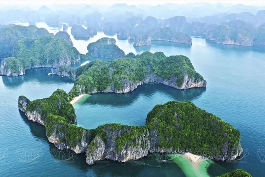 Mở tuyến du lịch biển xuyên vùng di sản giữa vịnh Hạ Long và vịnh Lan Hạ