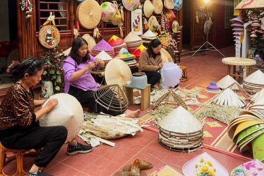 Chú trọng hỗ trợ pháp lý cho phụ nữ khởi nghiệp