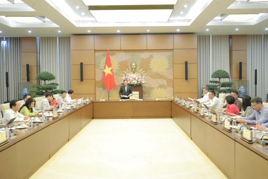 Lan tỏa thông tin Kỳ họp thứ Nhất đến cử tri và Nhân dân