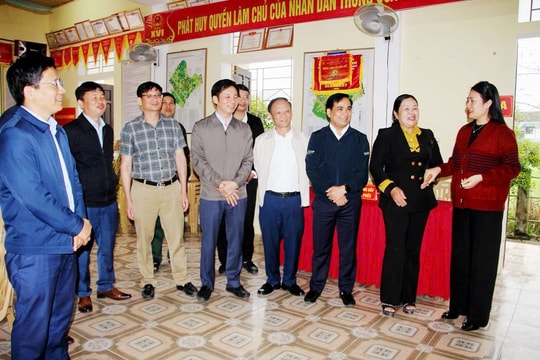 Bài 1: Liên hệ qua lời nói - “chìa khóa mở cửa”