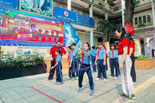 TP. Hồ Chí Minh: Thể thao học đường thu hút giáo viên và học sinh