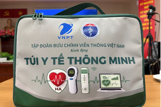 Chăm sóc sức khỏe từ sớm, từ gần: Khi “túi y tế thông minh” bước vào đời sống