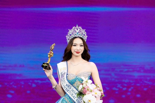 Nữ sinh trung học đăng quang Hoa hậu Văn hóa Việt Nam 2026