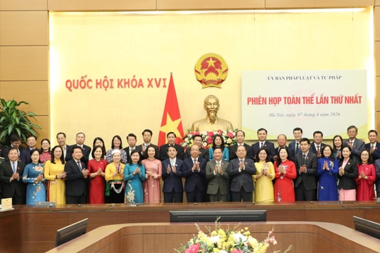 Ủy ban Pháp luật và Tư pháp khóa XVI phát huy truyền thống 80 năm