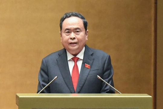 Công bố 62 Nghị quyết của Ủy ban Thường vụ Quốc hội phê chuẩn kết quả bầu Chủ tịch, Phó Chủ tịch HĐND các tỉnh, thành phố