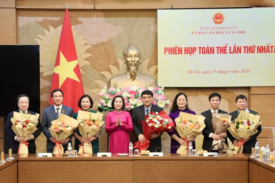 Phó Chủ tịch Quốc hội Nguyễn Thị Thanh dự Phiên họp toàn thể lần thứ Nhất, Ủy ban Văn hóa và Xã hội Khóa XVI