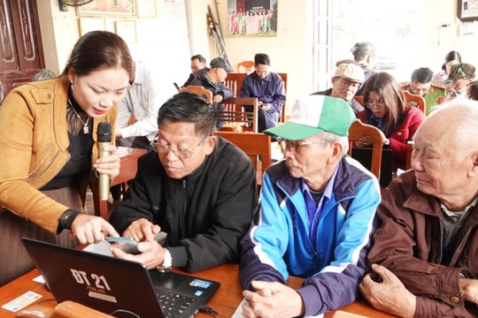 Giảm nghèo thông tin gắn với chuyển đổi số