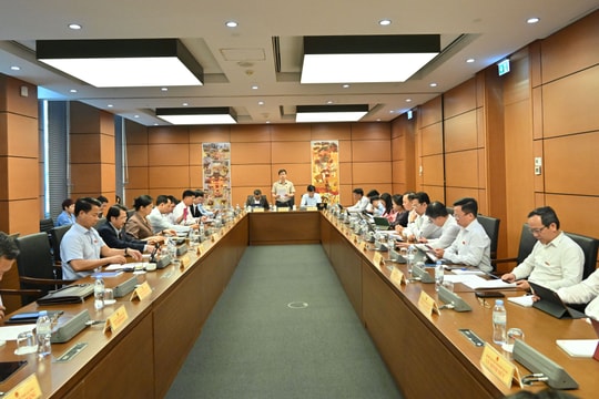 Ngày 9/4/2026: Thảo luận tổ 9 (Đoàn ĐBQH các tỉnh Cần Thơ, Lạng Sơn, Lai Châu).