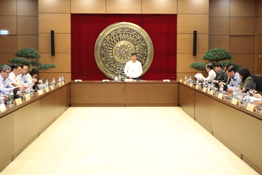 Sáng 10/4/2026: Thảo luận tổ 7 (Đoàn ĐBQH các tỉnh Nghệ An, Lâm Đồng)