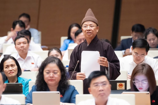 Hoàn thiện hành lang pháp lý, phát huy vai trò các tôn giáo trong phát triển đất nước